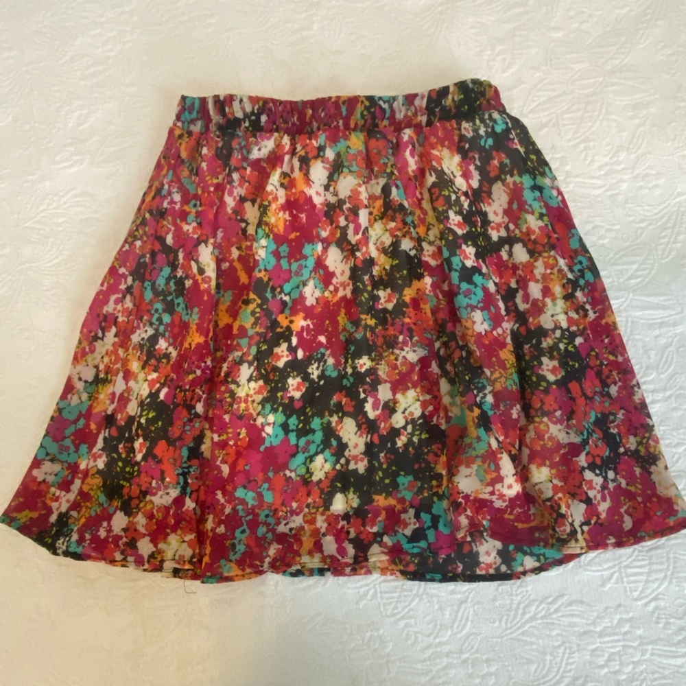 Multi colored patterned skirt